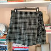 Plaid Edgy Skirt 🖤