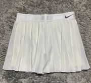 Nike NWOT  Court Victory Tennis Skirt