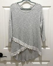 Moa Moa Gray 3/4 Sleeve Tunic Sweater with Lace Trim