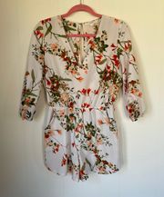 Floral Romper Size Large Ivory Pockets