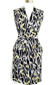 Diane Von Furstenberg DVF Size 2 Cassidy Wrap Dress Leaf Print Surplice Neckline