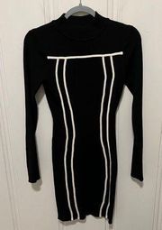 Black Cream Trimmed Piped Ribbed Knit Mock Neck Long Sleeve Sweater Dress Size L