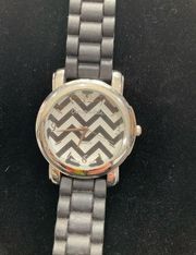 AEROPOSTALE BLACK SILICONE BAND CHEVRON FACE WATCH