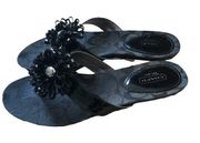 Authentic Coach Skye Thong  Sandal 9B  Patent Leather W/Flower Logo Black Patent