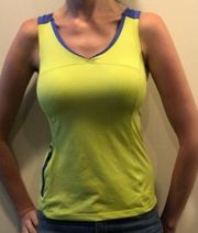 REI Fitted Sleeveless Tank Top Quick Dry Stretch XS Extra Small Zip Pocket Lime