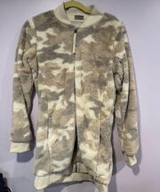 Columbia  Camouflage Cream neutral print fuzzy zip up jacket