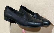 Clarks Juliet Lora black leather pointed almond toe loafers