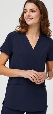 Figs Casma Three-Pocket Scrub Top Navy Blue