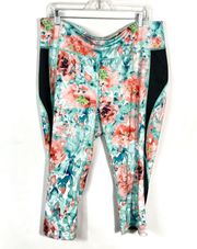 DryTek Seafoam Floral Printed Capri Crop Plus Size Athletic Leggings 2X