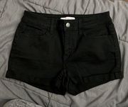 So - Low-Rise Favorite Shortie Shorts - Black (Size 9) - EUC