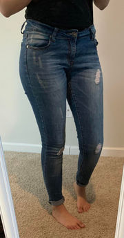 Low Waisted Jeans