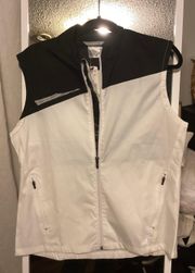 NWT  Vest