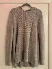 Outfitters Large Sweater