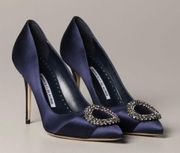 Manolo Blahnik Fasa 90mm Pumps in Blue Satin