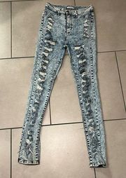 GJG Denim jeans size 9 distressed skinny juniors women