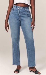 Abercrombie & Fitch Abercrombie Curve Love 90’s Straight Ultra High Rise Jeans Size 31 / 12