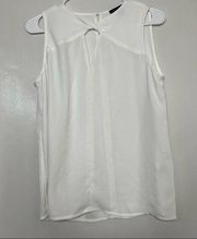 Halogen‎ White Sleeveless Key Hole Neck Blouse Women's Size Small