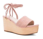 Raye Finley Wedge Sandals in Ballet size 8