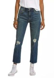 Size 31 • Joe’s Jeans • The Scout •  Cropped• Mid-Rise Slim Boyfriend Jean