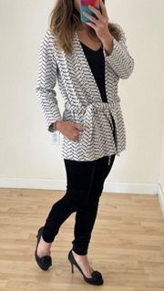 Ayer Belted Jacquard White/Black Seagull Jacket Sz Small