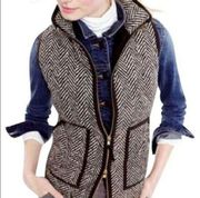 Honey Punch black and white vest