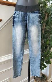 Almost Famous Women's Blue Denim Cotton Skinny Fit High Rise Jeans Size Medium