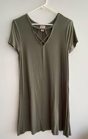 Mossimo Green T-Shirt Dress, Moss Green Swing Dress, Size M