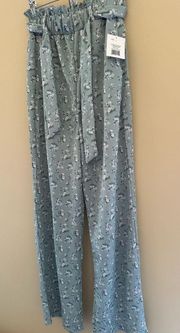 Trouser pants floral size Large NWT