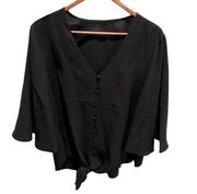 Black v-neck button front with tie waist and bell sleeves blouse women’s size L