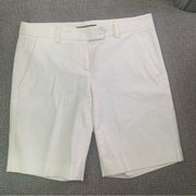 Theory Cream Colored Bermuda Shorts With Flat Front Size 2