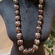 Women Fashion Brown Lumbang Kukui Nut Seed Collar Necklace with Lei Ribbon Clasp