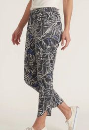 - Allison Pant in Phantom/White Foliage Print Pull On Casual Pant