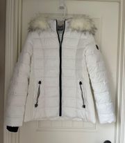 White Fur Good Coat NEW