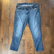 LEVI’S DENIZEN blue jeans, size 18, W34, L30