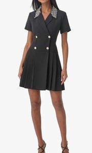 Women’s Pleated Buttons Pearl Dress