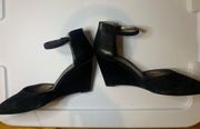 NWOT Moda Spana Wedges