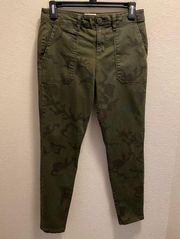 Sanctuary Standard Surplus Green Camo Print Skinny Utility Jeans Size 26