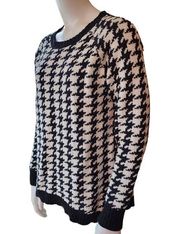 Kensie Black & White Houndstooth Sweater (S)