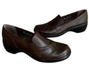 Clarks Blackberry Wedge Shoes Womens 8M Brown Leather Slip On Comfort Loafers