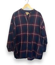 Eddie Bauer Women’s Heavyweight Plaid Collarless Flannel in Navy/Red Size XL