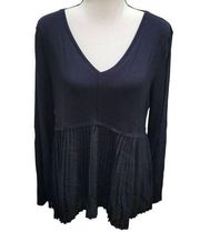 NWT The Limited Pleated Blouse in Black Size Medium, long sleeves, pleated botto