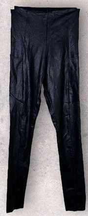 Commando Faux Leather Pocket Perfect Control Legging in Black