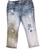 New York and Company Soho Distressed Star Cropped Boyfriend Jeans / Size 16