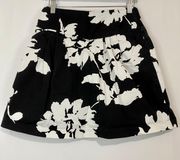 Maurices Women’s Floral Print Mini Skirt Black & White Size Small EUC