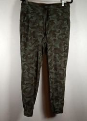 Lululemon women's ready to Rule joggers 29" track pants size 10