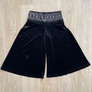 Vintage 90s Black Velvet Silver Glitter Waistband Wide Leg Capri Pants