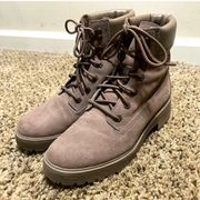 Women’s  Premium 6-Inch Waterproof Boots Size 8 Taupe