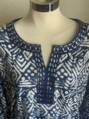 Cathy daniels v-neck tunic blouse size large embellished blue and white bling