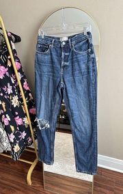 Everlane The Cheeky Jean Dark Wash Distressed NWOT Size 27