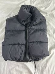 Cropped Sleeveless Puffer Jacket